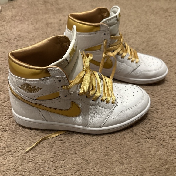 NWOT Nike Air Jordan Gold/White Hi Top Sneaker - Picture 1 of 8